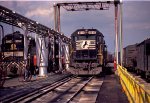 NS 6611 at the fuel racks